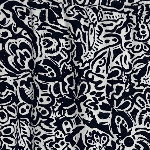 Dress Barn size Med., a-line, swingy skirt with wide stretch waist, blue/white - Picture 2 of 6